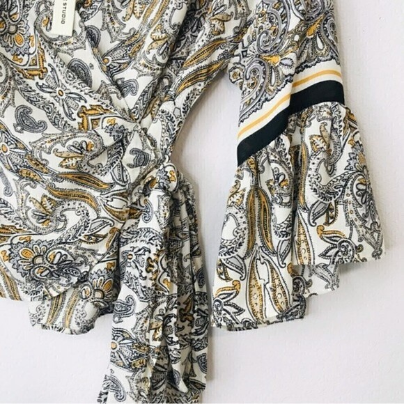 New! Max Studio Bohemian Floral Paisley Wrap Bell Sleeve Blouse Top - Picture 6 of 8